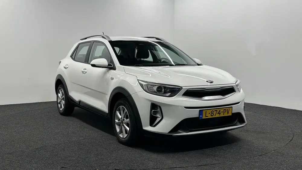 Kia Stonic 1.0 T-GDi MHEV DynamicLine CAMERA CARPLAY uit 2021, foto 3