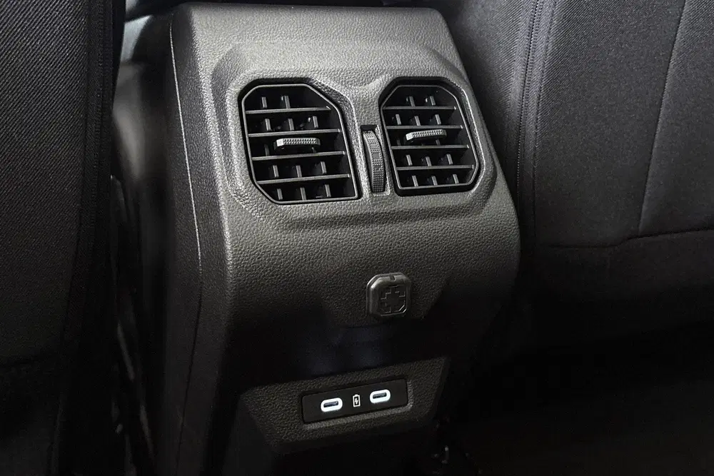 Dacia Bigster 1.8 Hybrid 155 Journey Panoramadak Stuur-S uit 2025, foto 13