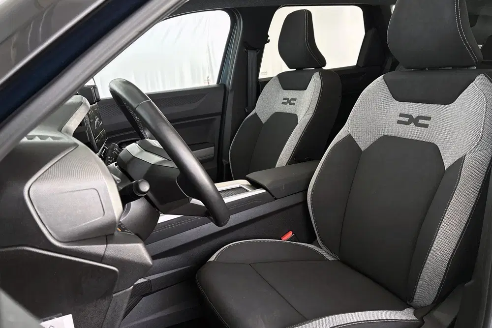 Dacia Bigster 1.8 Hybrid 155 Journey Panoramadak Stuur-S uit 2025, foto 6
