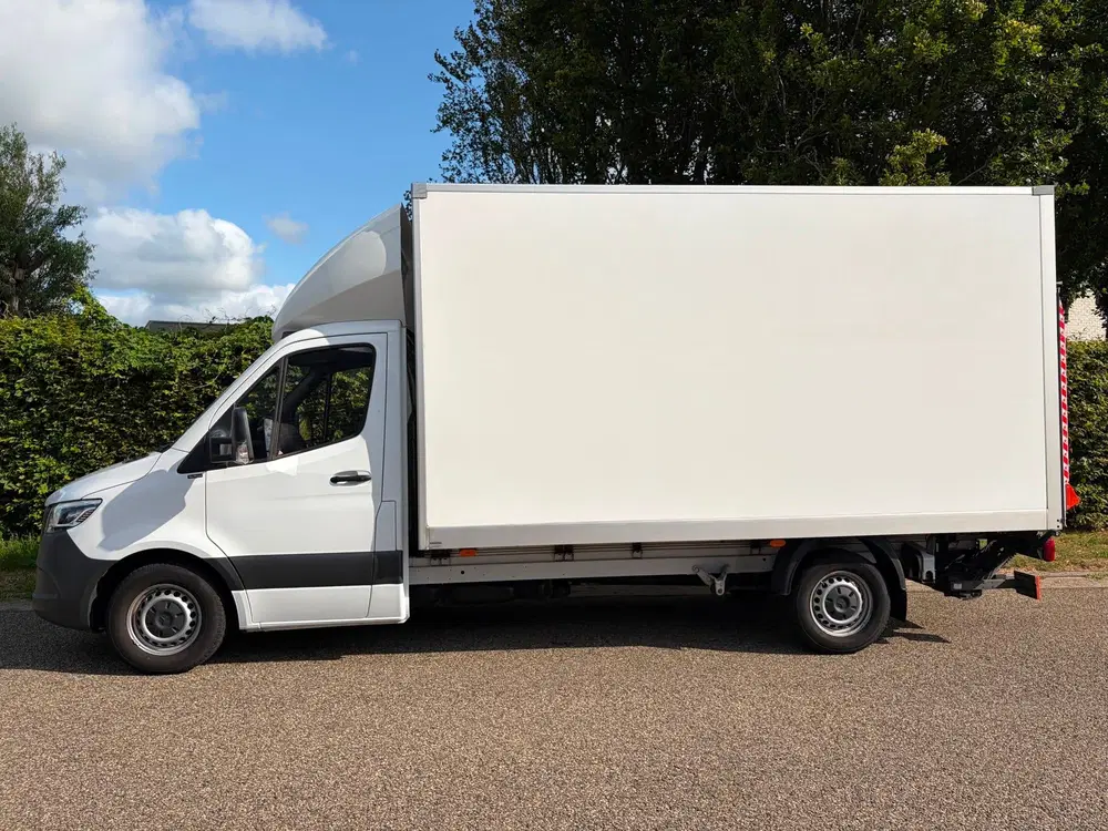 Mercedes-Benz Sprinter 317 cdi uit 2023, foto 2