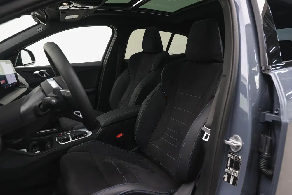 BMW 1-serie 120 M Sport Automaat uit 2026, foto 12