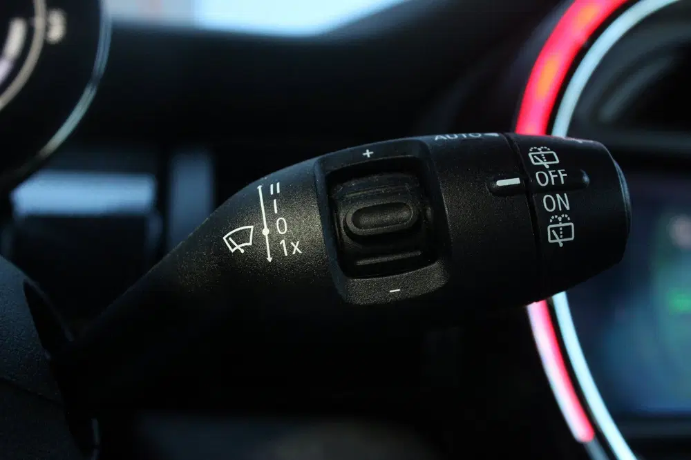 Mini Electric Charged uit 2019, foto 11