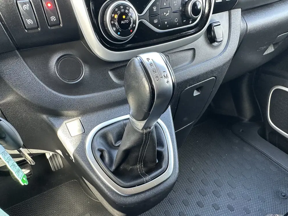 Renault Trafic 2.0 dCi 170 PK AUTOMAAT uit 2021, foto 15