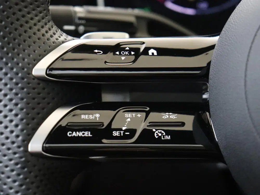 Mercedes-Benz C-Klasse 300 e Business Solution AMG Panoramad uit 2025, foto 12