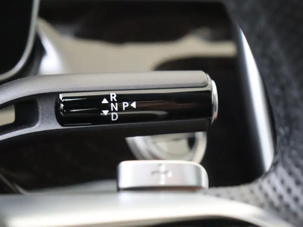 Mercedes-Benz C-Klasse 300 e Business Solution AMG Panoramad uit 2025, foto 14