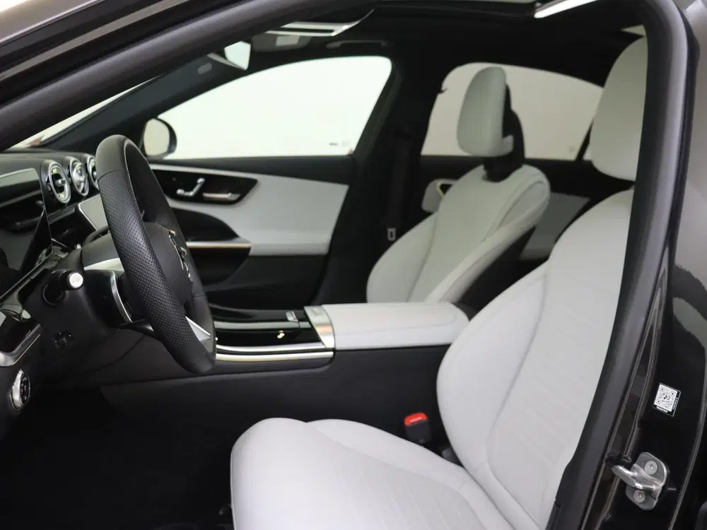 Mercedes-Benz C-Klasse 300 e Business Solution AMG Panoramad uit 2025, foto 15