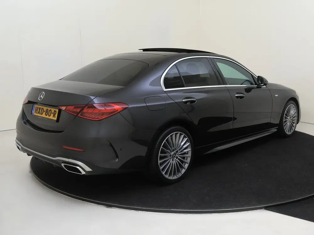Mercedes-Benz C-Klasse 300 e Business Solution AMG Panoramad uit 2025, foto 4