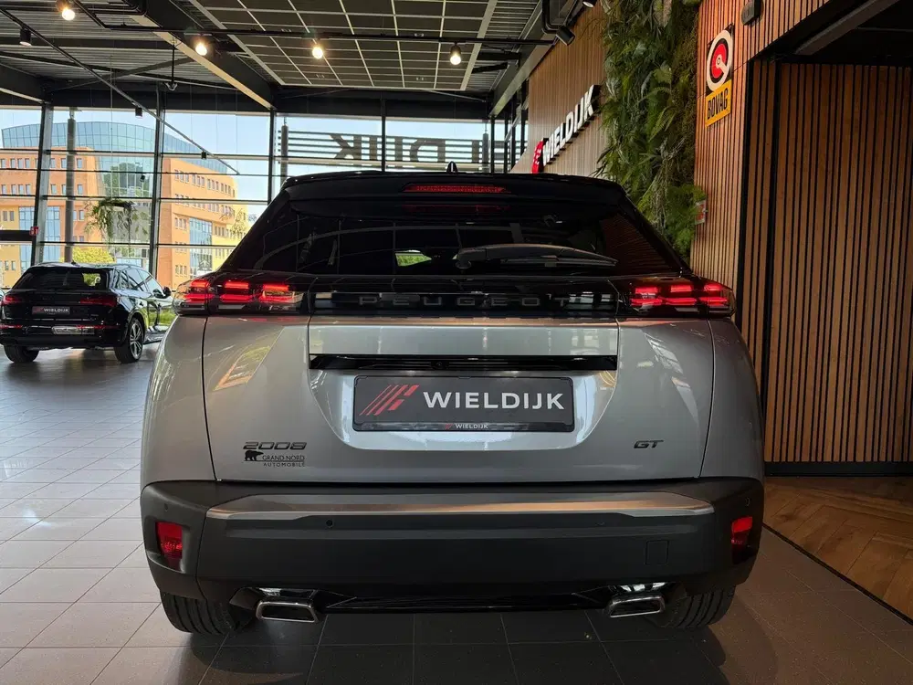 Peugeot 2008 1.2 PureTech 130 GT 360 camera uit 2024, foto 8
