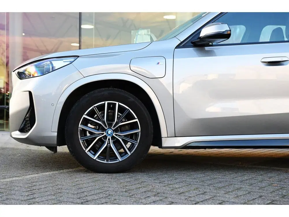 BMW X1 xDrive25e M Sport Automaat uit 2023, foto 7