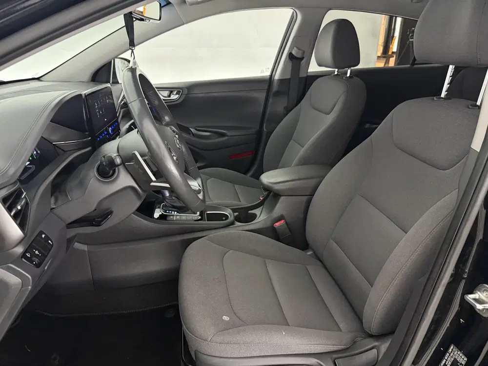 Hyundai IONIQ 1.6 GDi uit 2020, foto 15