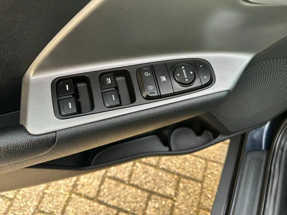 Kia Niro 1.6 GDi Hybrid DynamicLine uit 2022, foto 8