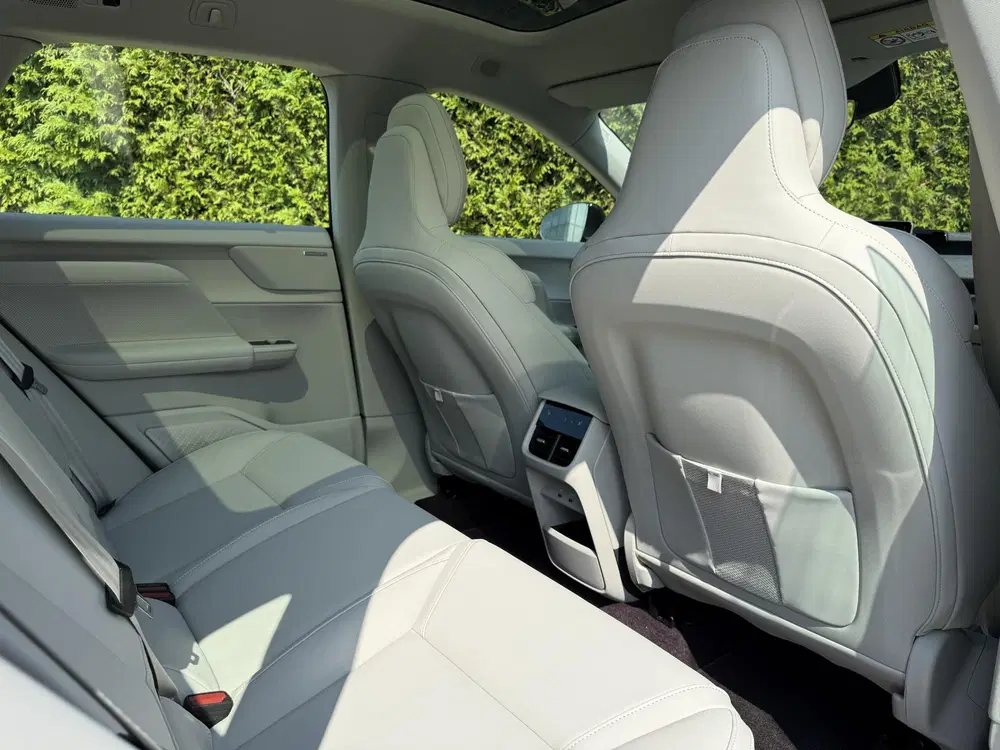Volvo EX60 P10 AWD Ultra uit 2026, foto 13