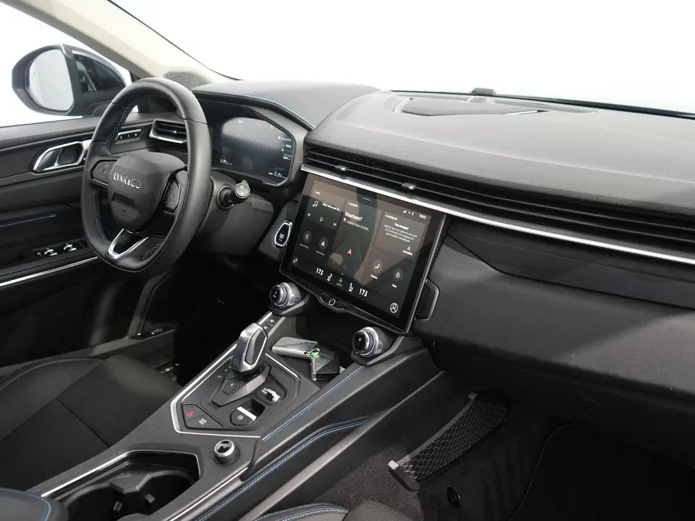 Lynk & Co 01 1.5 uit 2022, foto 3