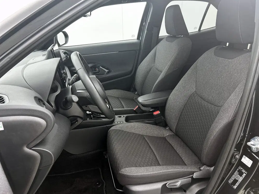 Toyota Yaris Cross 1.5 Hybrid 115 Dynamic Comfort Pack uit 2025, foto 15