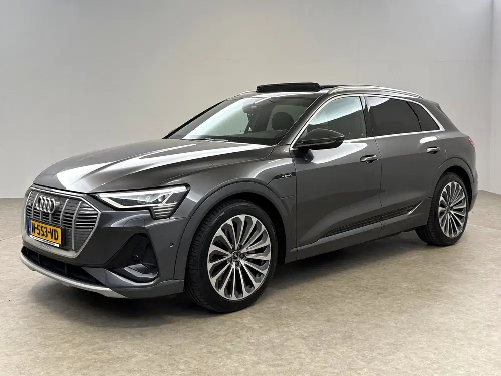 Audi e-tron 55 quattro S-Line 95 kWh uit 2021, foto 8