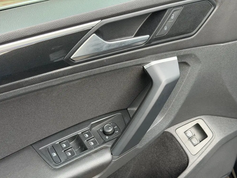 Volkswagen Tiguan 1.4 TSI eHybrid Elegance uit 2023, foto 15
