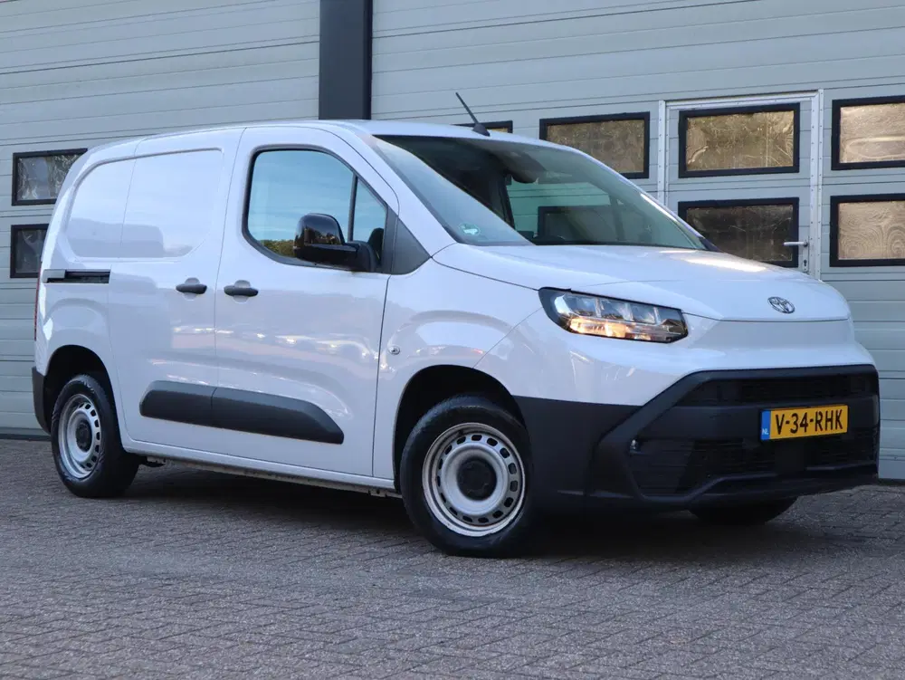 Toyota Proace City 1.5 D 102pk Euro 6 uit 2024, foto 2