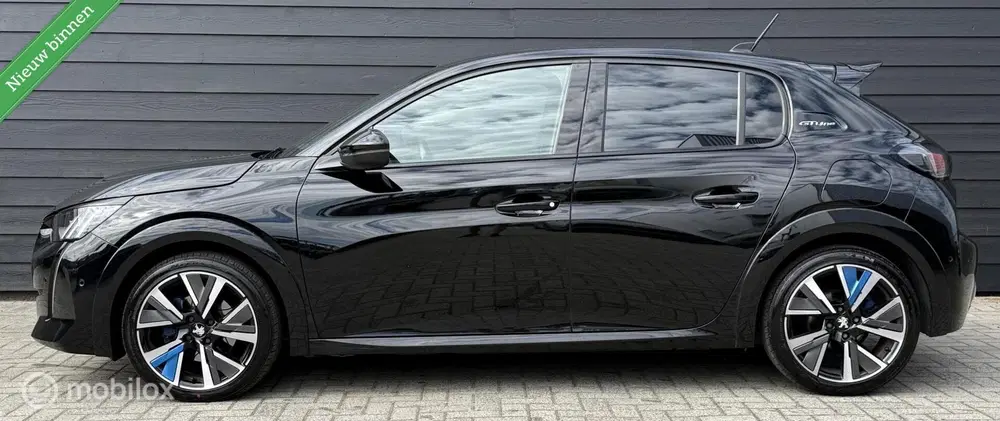 Peugeot 208 1.2 PureTech GT Line 130Pk Carplay uit 2021, foto 3