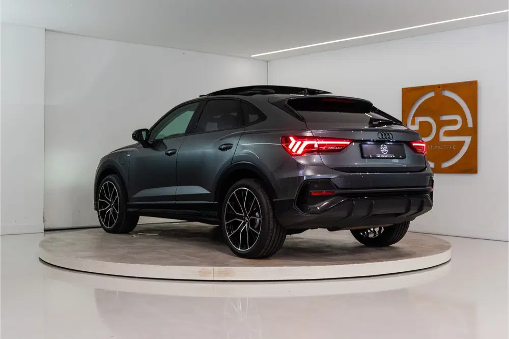 Audi Q3 45 TFSI e Edition 245PK uit 2022, foto 3