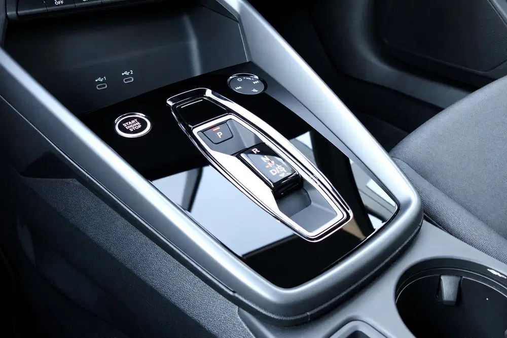 Audi A3 30 TFSI ACC CAM NAV CARPLAY' uit 2025, foto 15