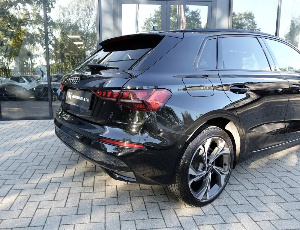 Audi A3 30 TFSI ACC CAM NAV CARPLAY' uit 2025, foto 8