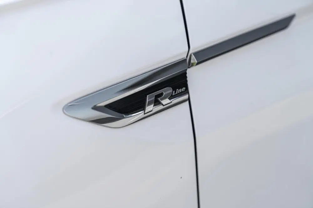 Volkswagen Tiguan 2.0 TSI 4Motion Highline 3x R-Line uit 2020, foto 15
