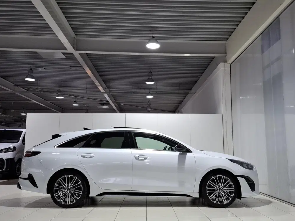 Kia ProCeed 1.5 T-GDi GT-PlusLine AUTOMAAT NL Auto uit 2024, foto 9