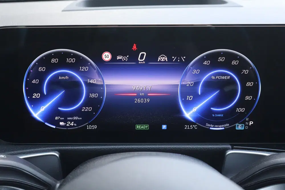 Mercedes-Benz EQB 350 4MATIC AMG Line 67 kWh uit 2024, foto 7