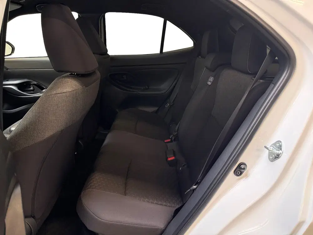 Toyota Yaris Cross 1.5 Hybrid 130 Dynamic I Direct leverbaar uit 2026, foto 13