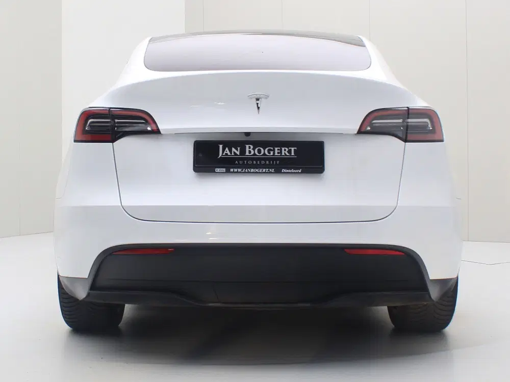 Tesla Model Y Standard RWD Plus 94.2% SoH [ AMD RYZEN+AU uit 2023, foto 7