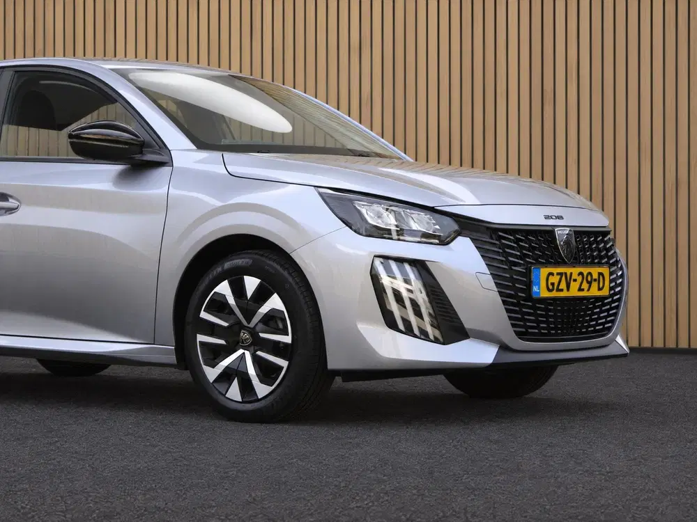 Peugeot 208 1.2 PureTech 75 Style uit 2025, foto 10