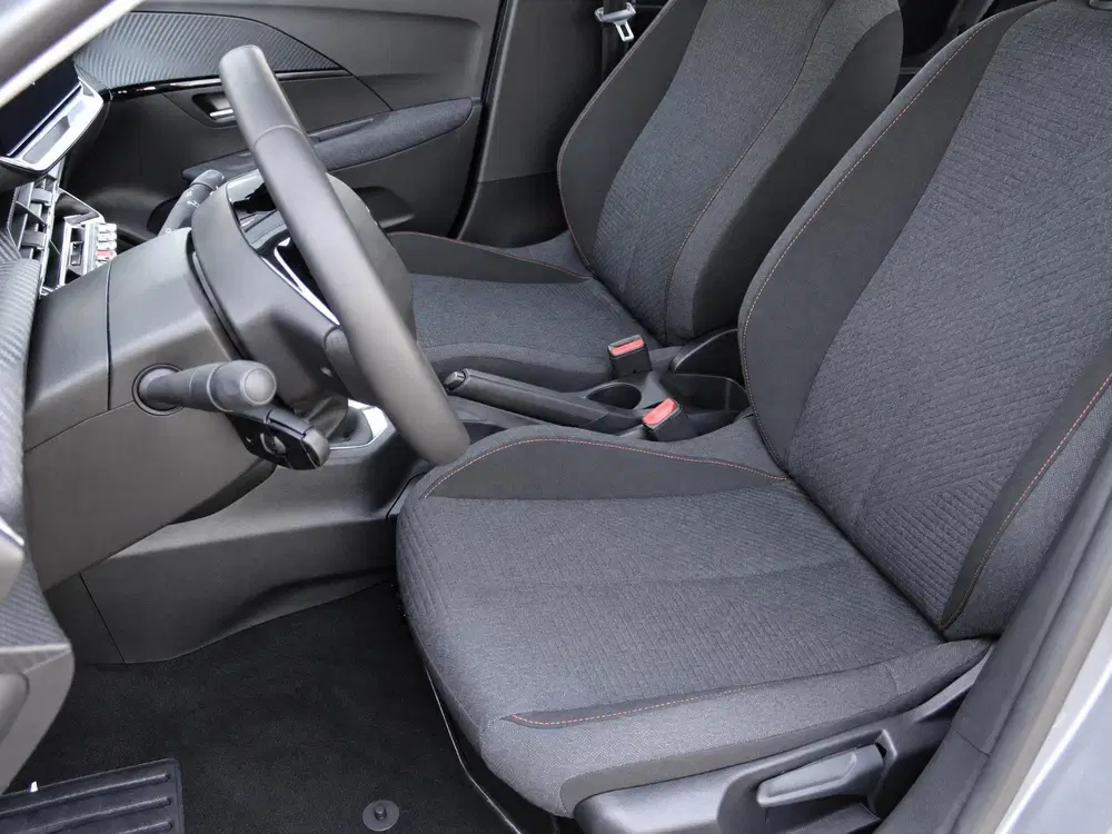 Peugeot 208 1.2 PureTech 75 Style uit 2025, foto 14