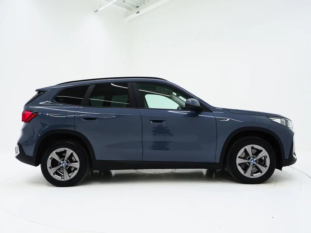 BMW X1 xDrive25e Individual uit 2023, foto 11