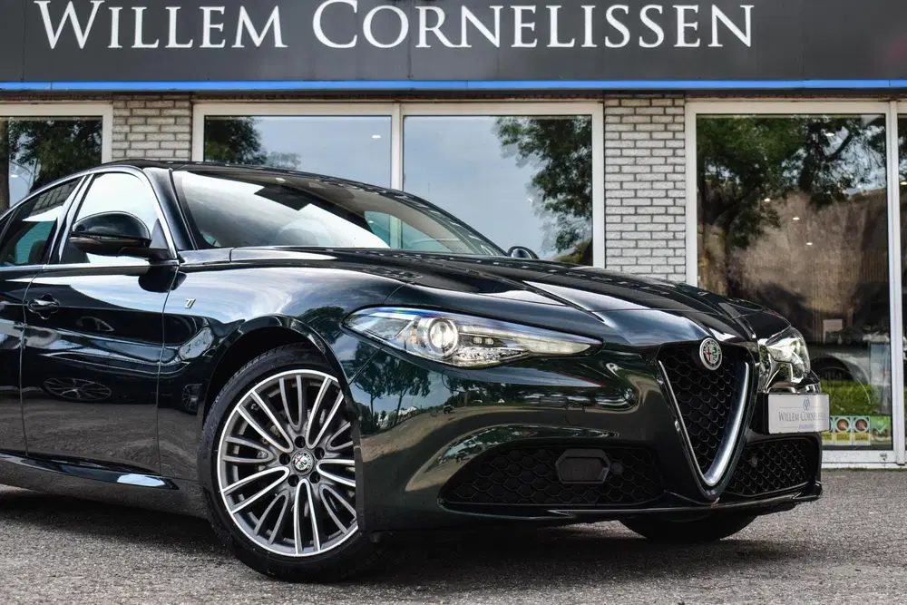 Alfa Romeo Giulia 2.2 TI Verde Visconti Leder Carplay Stoelv uit 2021, foto 6