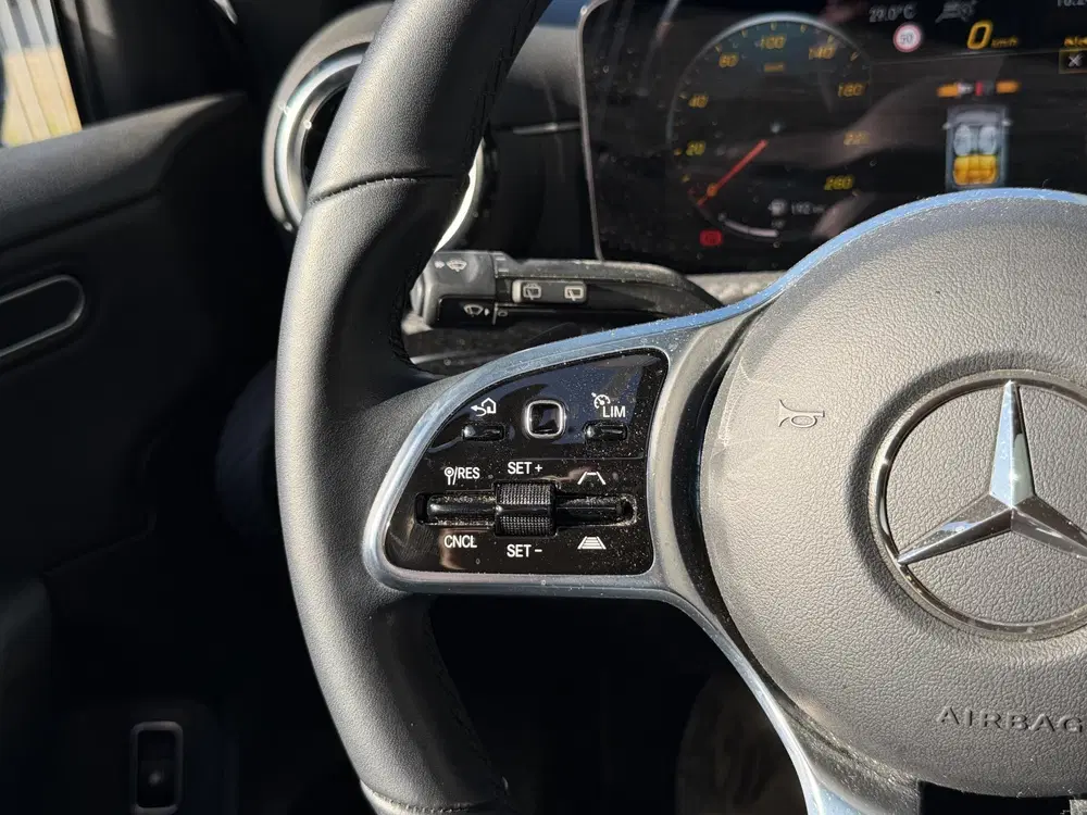 Mercedes-Benz A-Klasse 250 e Business Line 17" uit 2023, foto 13
