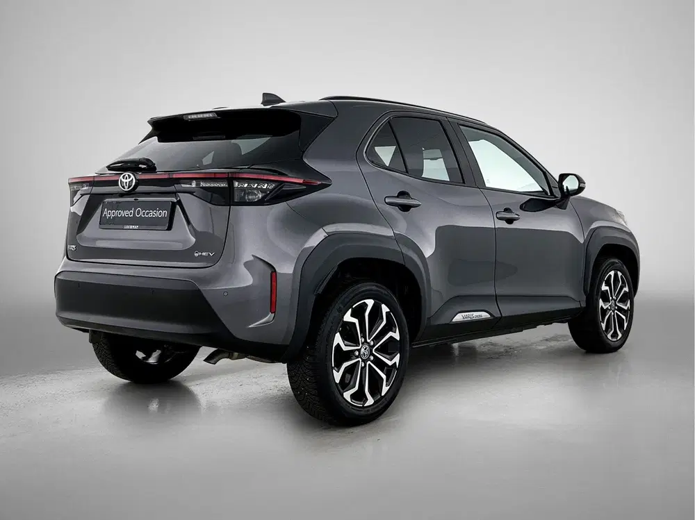 Toyota Yaris Cross 1.5 Hybrid 115 First Edition + uit 2025, foto 2