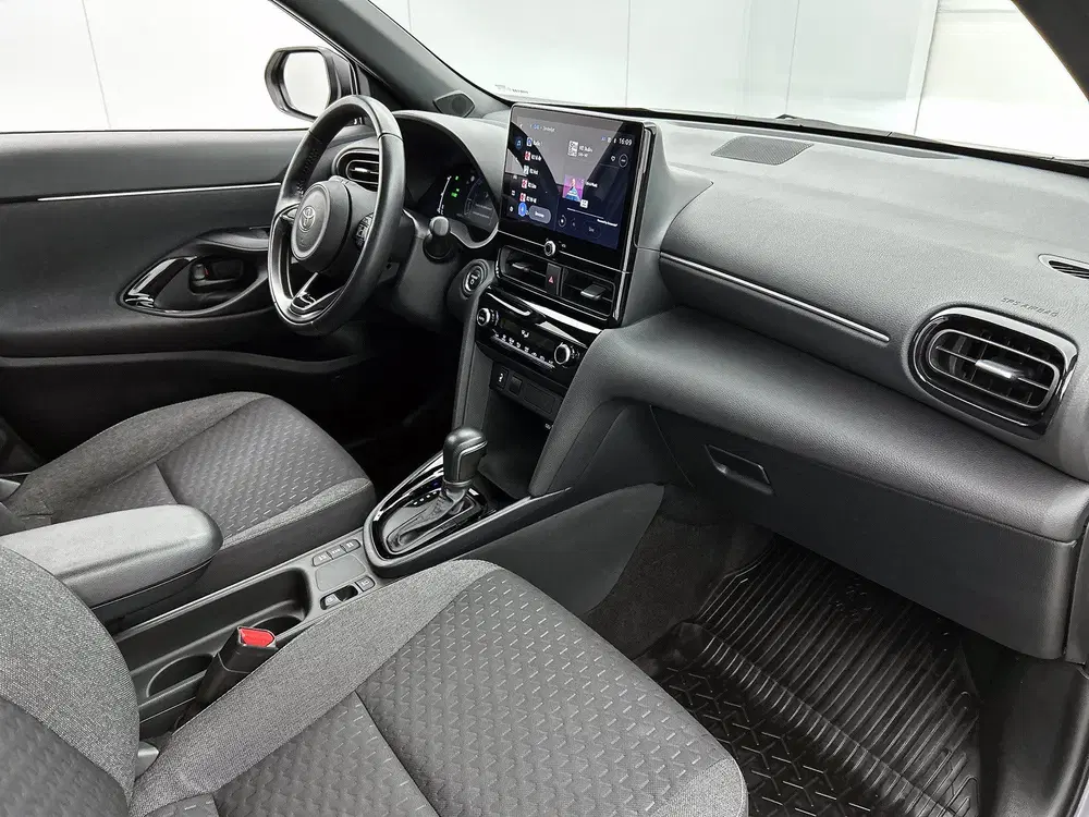 Toyota Yaris Cross 1.5 Hybrid 115 First Edition + uit 2025, foto 6