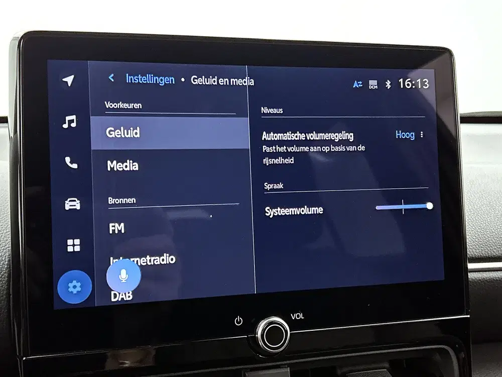 Toyota Yaris Cross 1.5 Hybrid 115 First Edition + uit 2025, foto 9