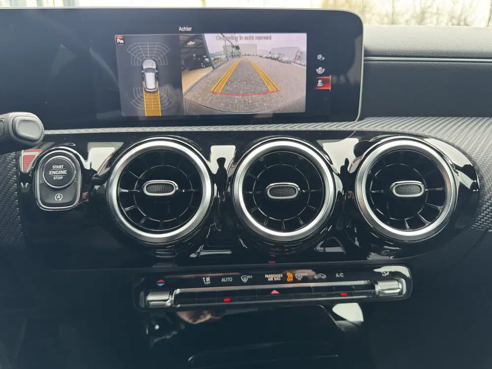 Mercedes-Benz CLA 180 Business Solutio uit 2020, foto 13