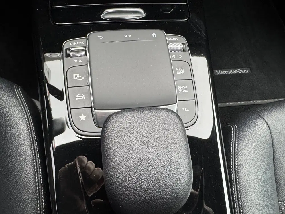 Mercedes-Benz CLA 180 Business Solutio uit 2020, foto 14