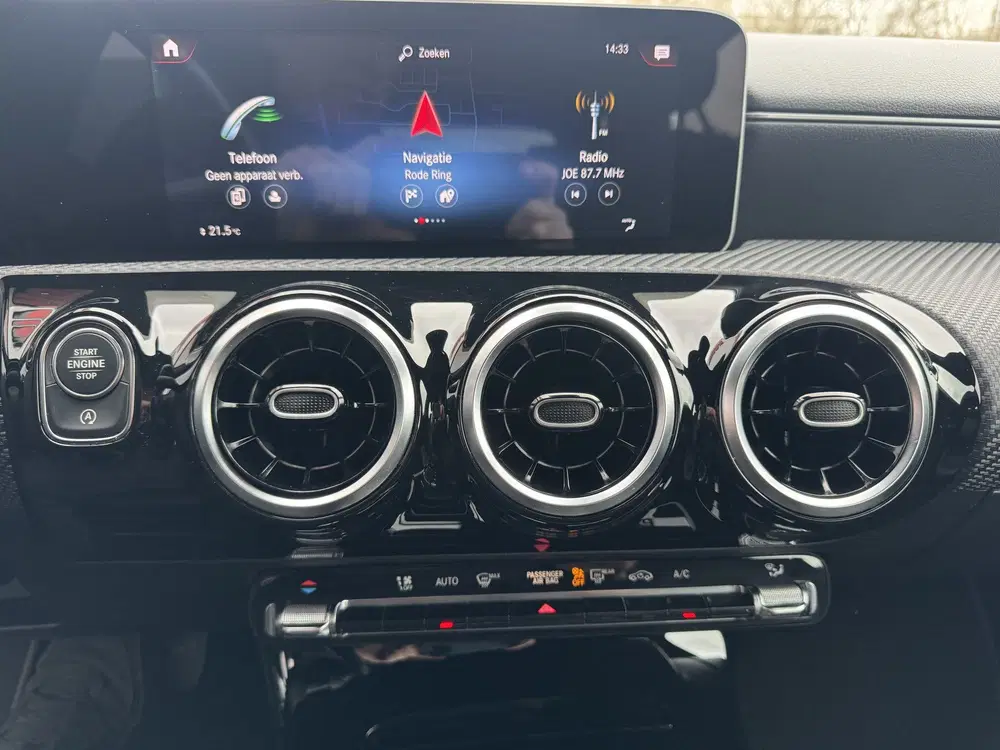 Mercedes-Benz CLA 180 Business Solutio uit 2020, foto 15