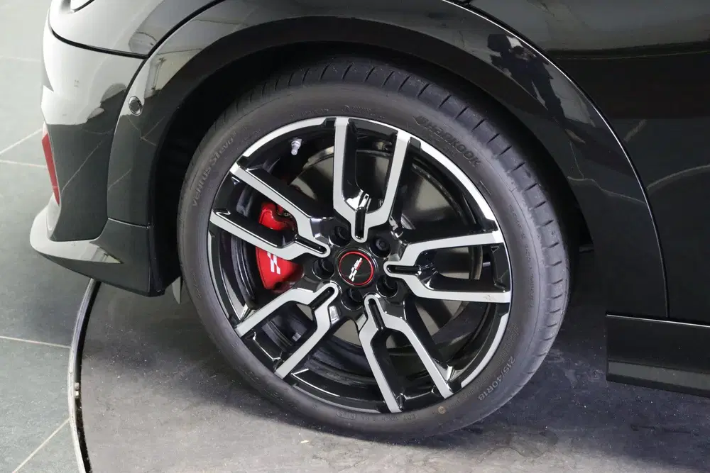 Mini Hatchback John Cooper Works Automaat uit 2026, foto 6