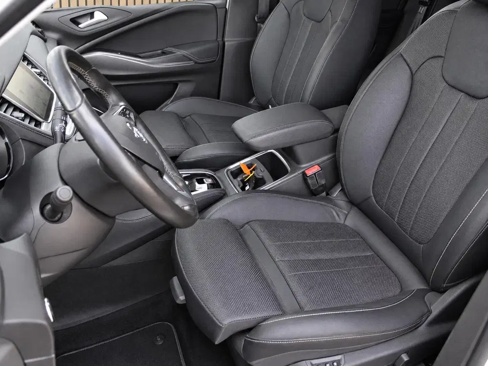 Opel Grandland 1.2 Turbo Innovation Automaat uit 2019, foto 14