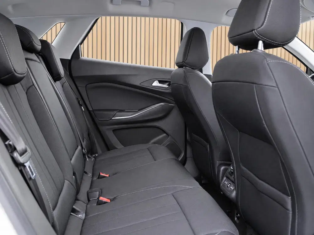 Opel Grandland 1.2 Turbo Innovation Automaat uit 2019, foto 8