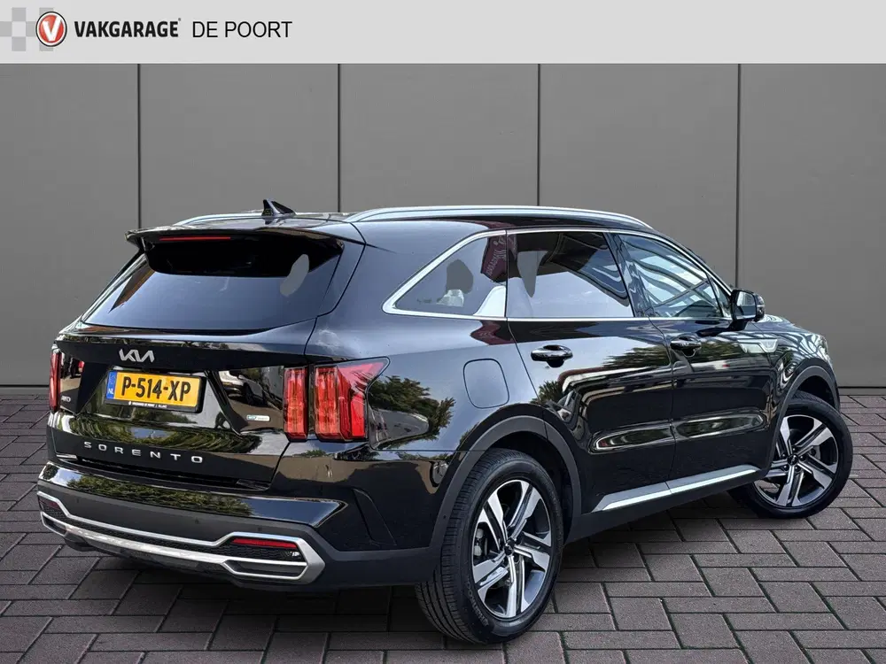 Kia Sorento 1.6 T-GDI Plug-in Hybrid 4WD ExecutiveLine uit 2022, foto 3