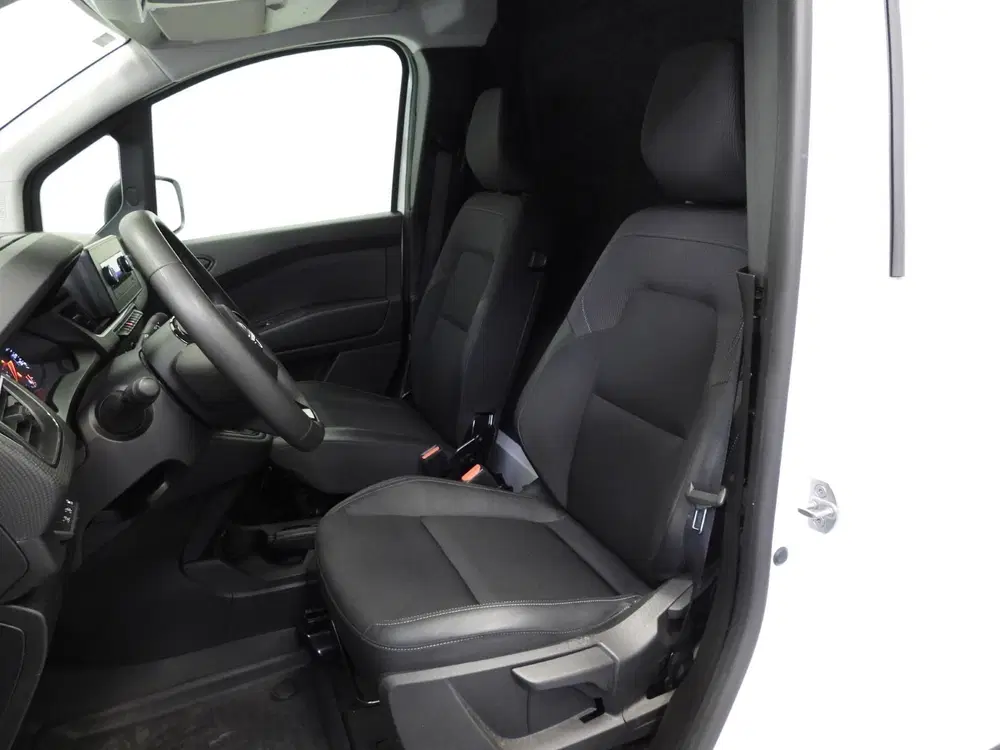 Renault Kangoo uit 2022, foto 15