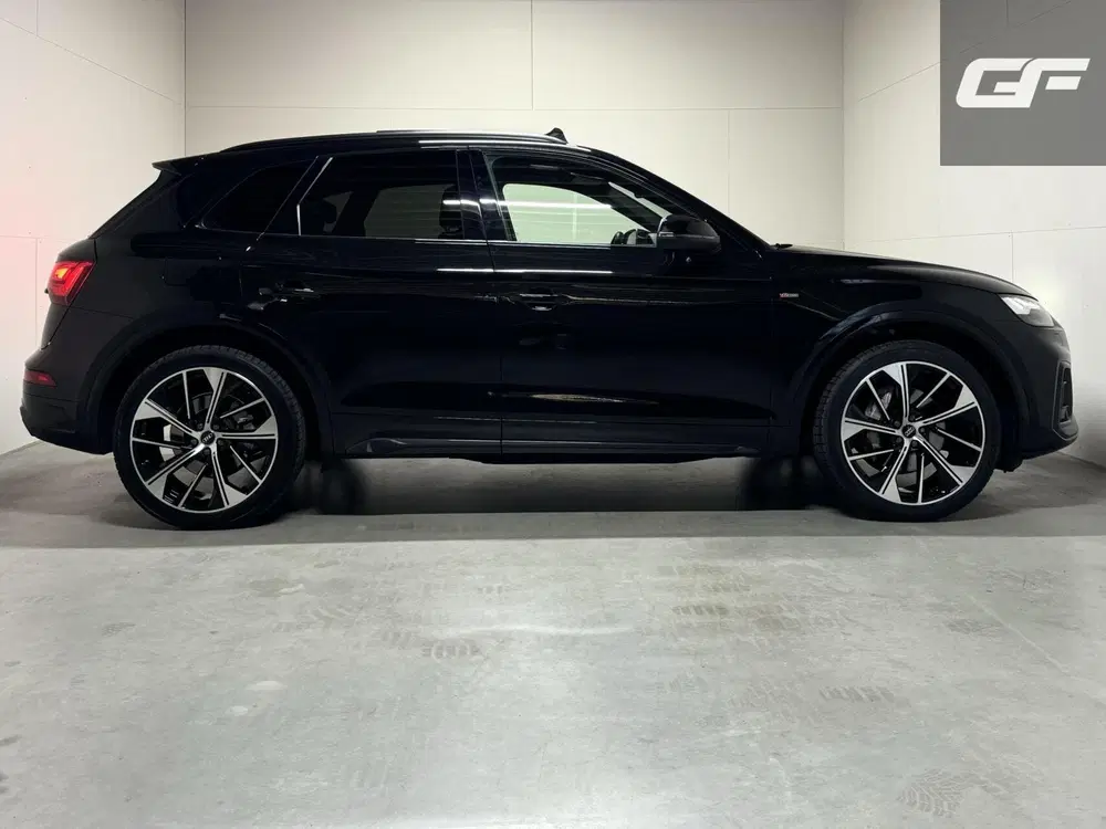 Audi Q5 50 TFSIe Quattro Black Edition S-Line Pano uit 2021, foto 3