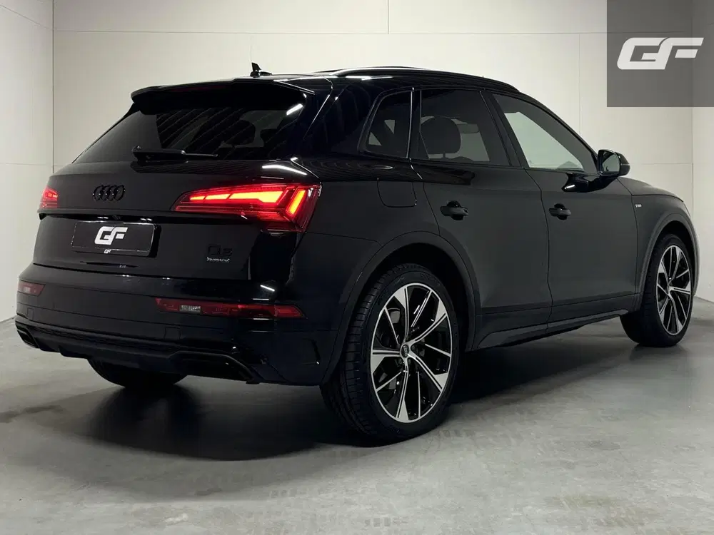 Audi Q5 50 TFSIe Quattro Black Edition S-Line Pano uit 2021, foto 4