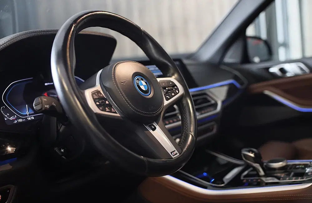 BMW X5 XDrive45e High Executive M Line uit 2022, foto 9