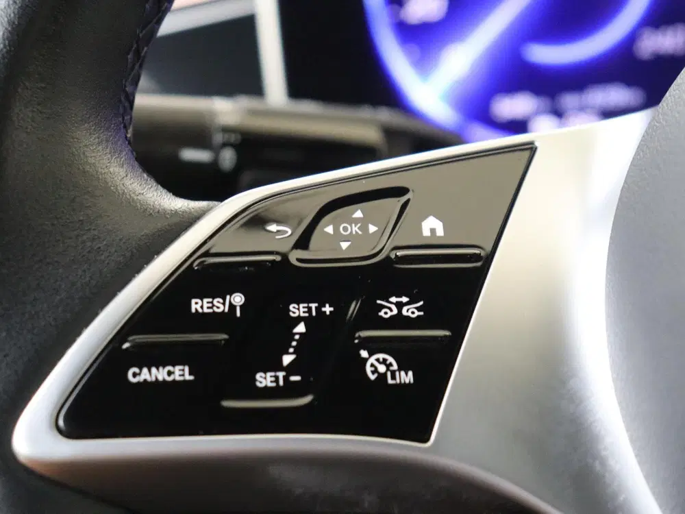 Mercedes-Benz EQE EQE 300 Business Line uit 2023, foto 12